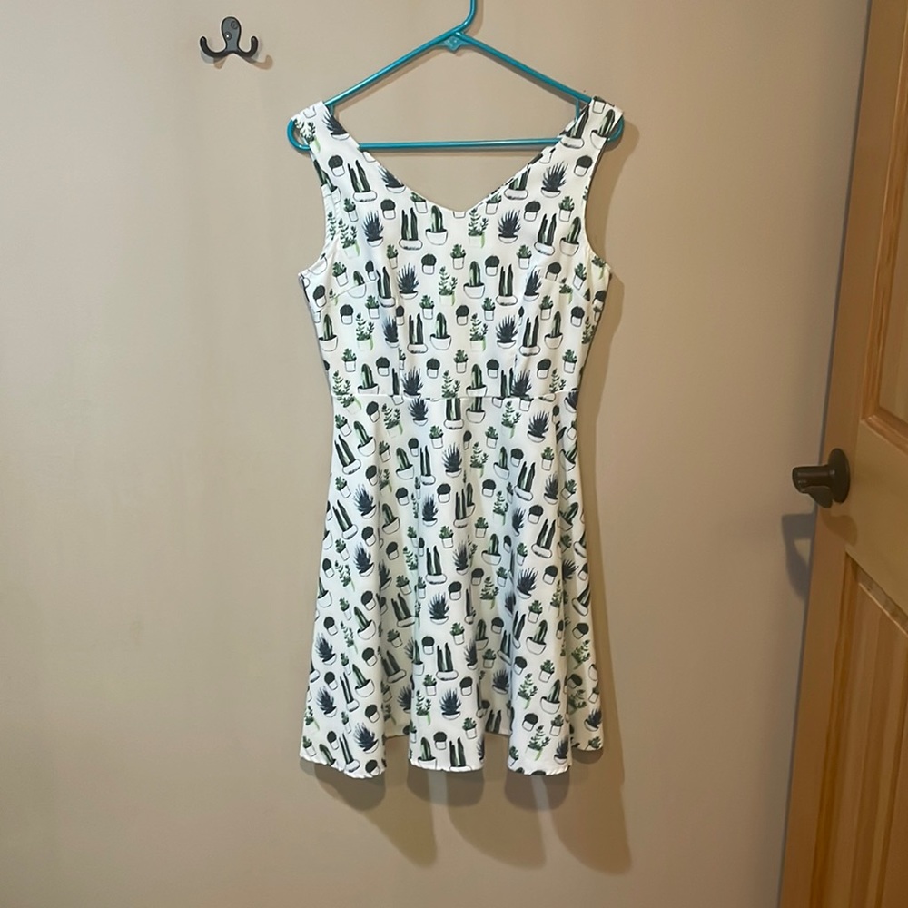 NWOT Succulent Print dress